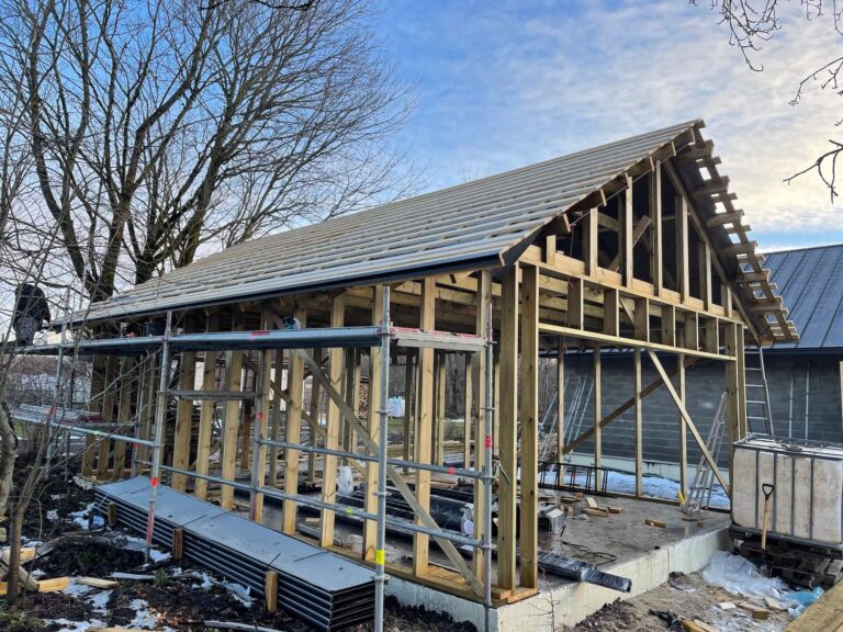 Peetri kuur 1 - Kolgi Katus OÜ